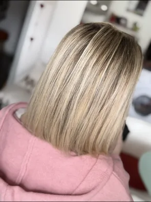 Carré blond dégradé